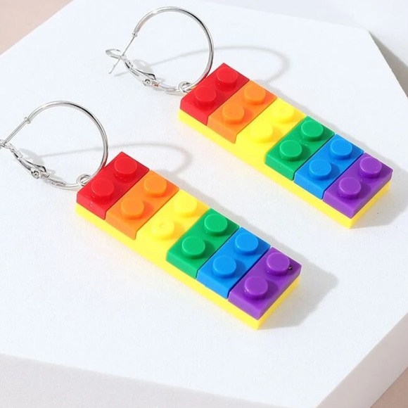 NEW Show Your Pride 🏳️‍🌈 ~ Earrings - Picture 3 of 3